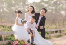 Chụp ảnh gia đình 4 người thì tạo dáng như thế nào cho đẹp chụp ảnh gia đình 4 người đẹp