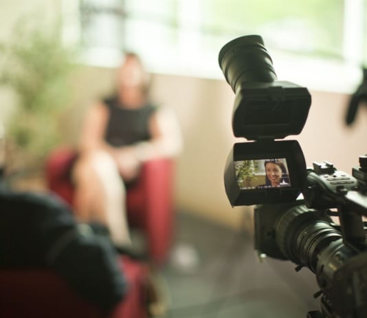 Một số thông tin về báo giá dịch vụ quay phim tìm studio quay phim giá rẻ