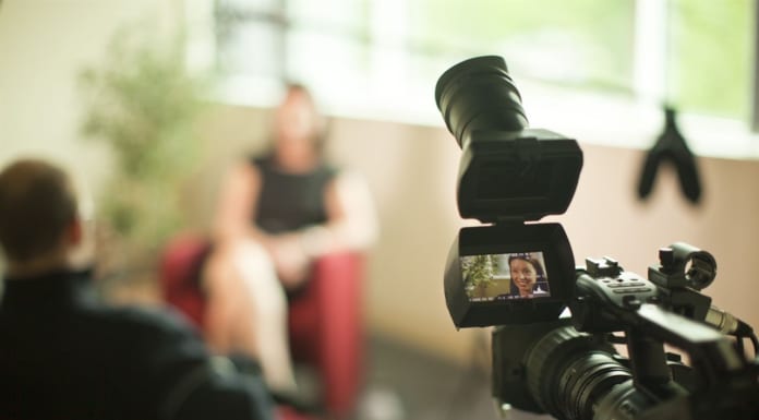 Một số thông tin về báo giá dịch vụ quay phim tìm studio quay phim giá rẻ