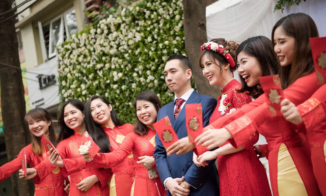 Chụp hình đám hỏi/đính hôn có quan trọng không? Cần chụp cảnh nào? Chụp hình đám hỏi/đính hôn