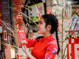 Sống ảo Tết 2020 cùng với những studio chụp ảnh tết đẹp ở TPHCM Chụp ảnh Tết lung linh với áo dài