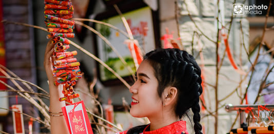 Sống ảo Tết 2020 cùng với những studio chụp ảnh tết đẹp ở TPHCM Chụp ảnh Tết lung linh với áo dài