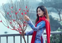 Các cách tạo dáng chụp áo dài Tết ấn tượng và sáng tạo nhất Các cách tạo dáng chụp áo dài Tết ấn tượng và sáng tạo nhất