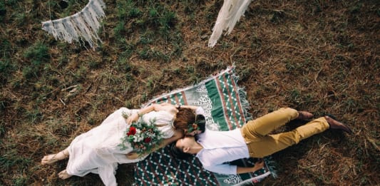 3 cách phối đồ đôi chụp cưới Đà Lạt cho Dâu Rể cách phối đồ chụp hình cưới Đà Lạt đẹp