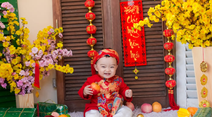 Lưu ngay kinh nghiệm chụp ảnh Tết cho bé cực hay