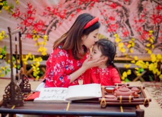 Bí quyết chụp hình gia đình đẹp trong dịp Tết 2021