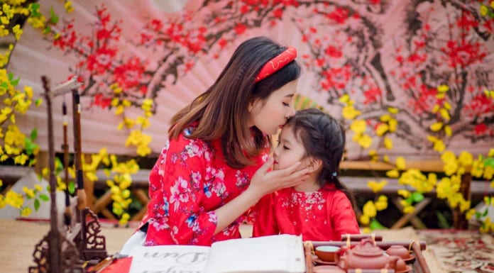 Bí quyết chụp hình gia đình đẹp trong dịp Tết 2021