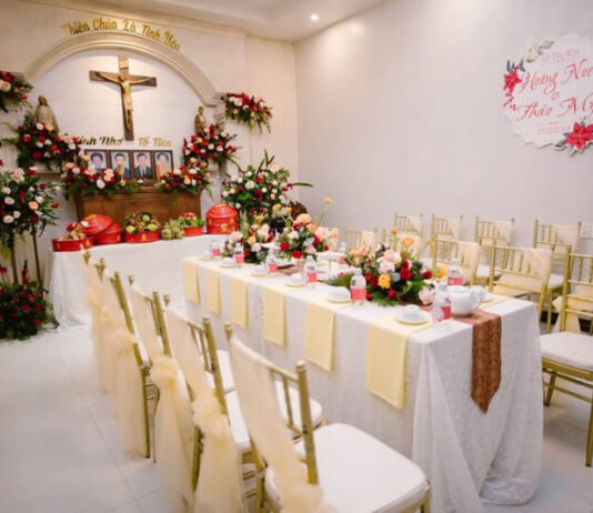 Top 10 dịch vụ trang trí gia tiên tại TP.HCM