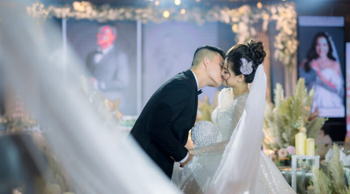 Top 10 địa chỉ quay phim chụp ảnh phóng sự cưới ở Hà Nội uy tín nhất HUY NGUYEN STUDIO - Địa chỉ quay phim chụp ảnh phóng sự cưới ở Hà Nội không nên bỏ qua