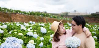 Mẫu đồ đôi khi chụp hình cưới không thể bỏ qua mẫu đồ đôi khi chụp hình cưới1