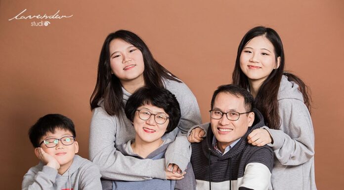 Chụp ảnh gia đình phong cách Hàn Quốc có dễ hay không? chụp ảnh gia đình phong cách Hàn Quốc
