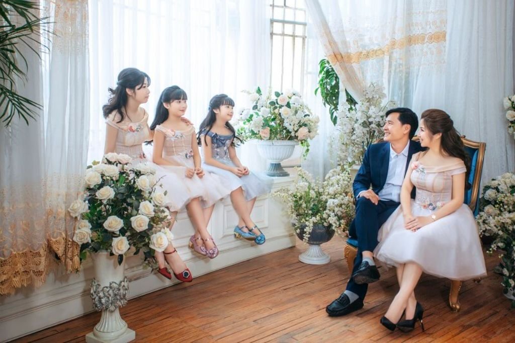Mott Wedding – Tiệm chụp ảnh gia đình ở Hội An giá tốt