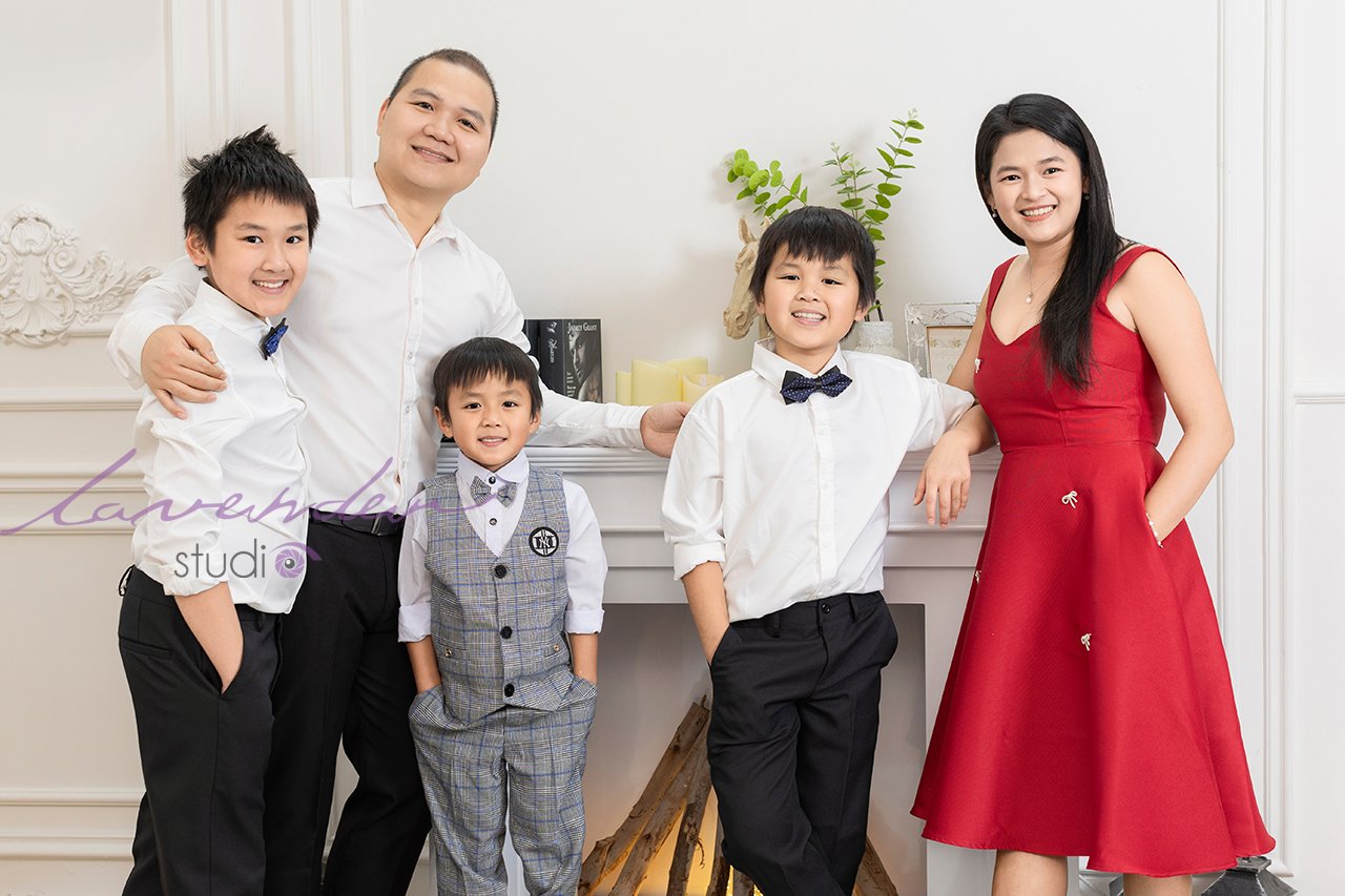 Giá gói chụp ảnh gia đình năm 2024 ở Hà Nội