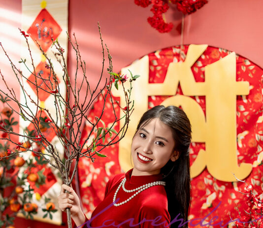 Tìm hiểu giá gói chụp ảnh Tết ở Huế tại Studio Lavender Dịch vụ chụp áo dài Tết đẹp ở Huế