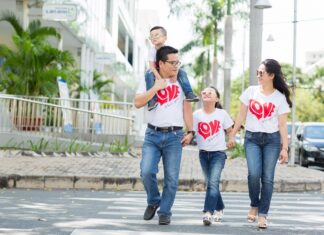 Tìm hiểu giá chụp ảnh gia đình năm 2024 tại Hà Nội hiện nay