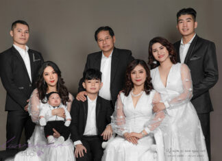 Cách chụp hình gia đình đẹp và lựa chọn studio uy tín
