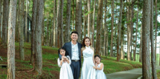 Bí quyết chụp hình chân dung gia đình đẹp, tự nhiên