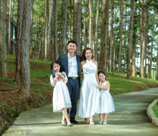 Bí quyết chụp hình chân dung gia đình đẹp, tự nhiên