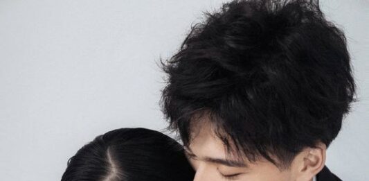 7 cách pose dáng chụp hình cưới phong cách Hàn Quốc