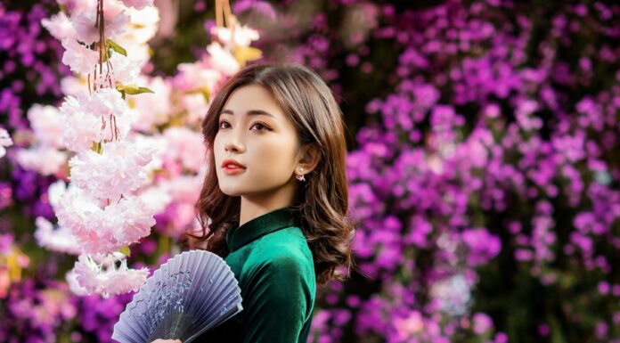 Chụp hình cá nhân Tết: Tỏa sáng với những bức ảnh ấn tượng Chụp hình cá nhân Tết Tỏa sáng với những bức ảnh ấn tượng