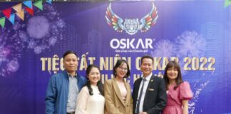 Ảnh hưởng của việc chụp ảnh tất niên cuối năm đến hoạt động công ty Ảnh hưởng của việc chụp ảnh tất niên cuối năm đến hoạt động công ty