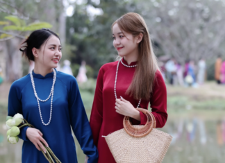 Xuân Ất Tỵ 2025: Nên chọn địa điểm chụp hình Tết ở quận 7 như thế nào? 10 dịch vụ chụp hình tết năm 2025 giá rẻ tại TP.HCM cực "hot"