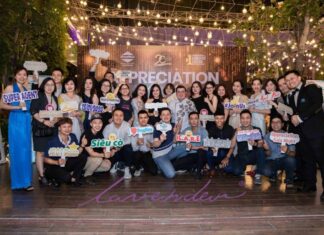 Hướng dẫn tạo dáng chụp ảnh khai trương siêu đẹp và ấn tượng Hướng dẫn tạo dáng chụp ảnh khai trương siêu đẹp và ấn tượng