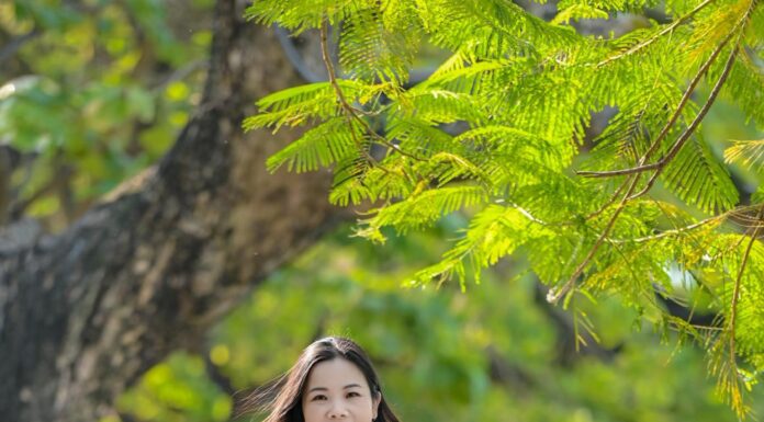 Dáng chụp ảnh áo dài ấn tượng bạn không nên bỏ qua Dáng chụp ảnh áo dài ấn tượng bạn không nên bỏ qua