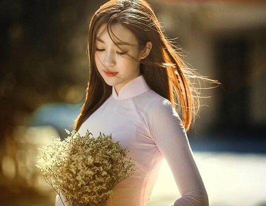 Ảnh chân dung áo dài đẹp: Xu hướng và nét đặc sắc năm 2025 Ảnh chân dung áo dài đẹp: Xu hướng và nét đặc sắc năm 2025