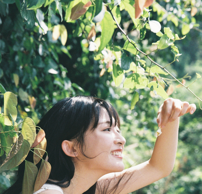 Đu trend chụp ảnh nghệ thuật ngoại cảnh với phụ kiện cực xinh