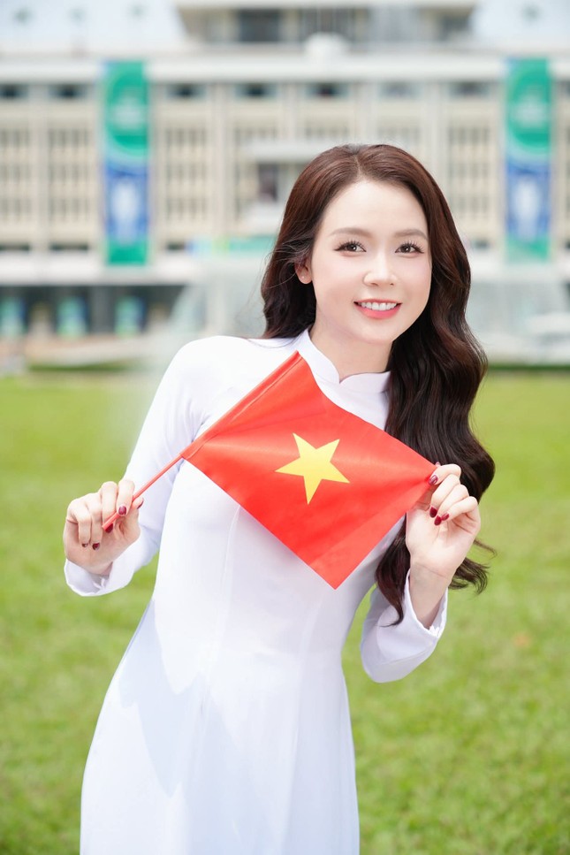 Tìm kiếm studio chụp ảnh áo dài 2/9 tại Huế dịp quốc khánh kỷ niệm 80 năm