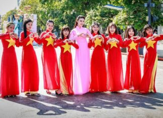 Chi phí chụp ảnh áo dài quốc khánh 2/9 tại TP.HCM như thế nào?