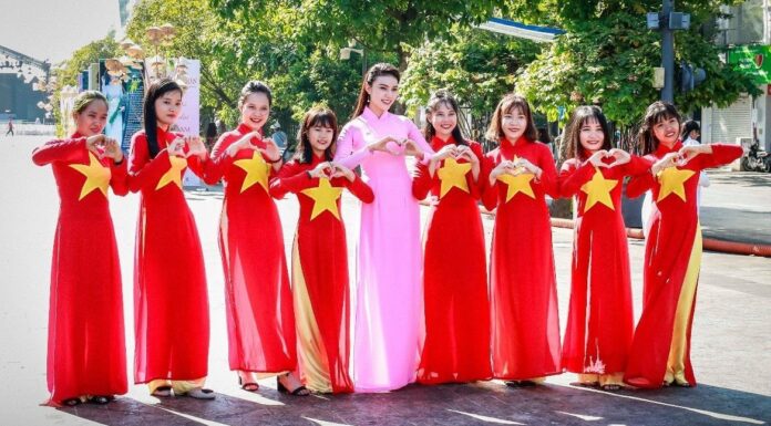 Chi phí chụp ảnh áo dài quốc khánh 2/9 tại TP.HCM như thế nào?