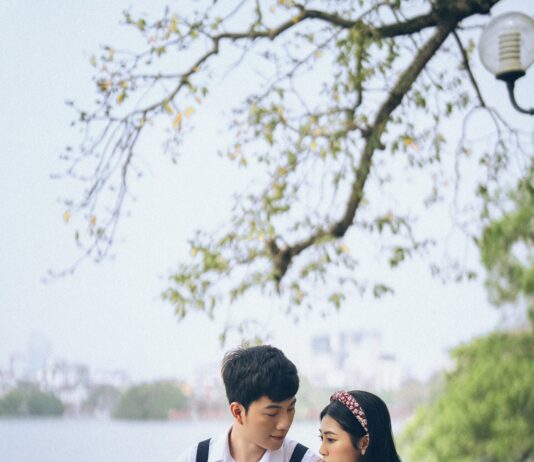 Chụp ảnh cưới tại hồ Gươm Hà Nội có điểm gì thú vị? Cập nhật 10/2025 Chụp ảnh cưới tại hồ Gươm Hà Nội có điểm gì thú vị? Cập nhật 10/2025