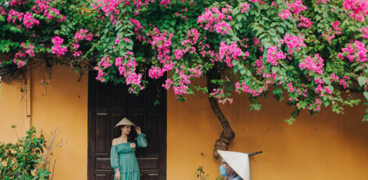 Bỏ túi 10 dịch vụ chụp ảnh du lịch tại Hội An với mức giá ưu đãi dịp thu đông 2025 Bỏ túi 10 dịch vụ chụp ảnh du lịch tại Hội An với mức giá ưu đãi dịp thu đông 2025