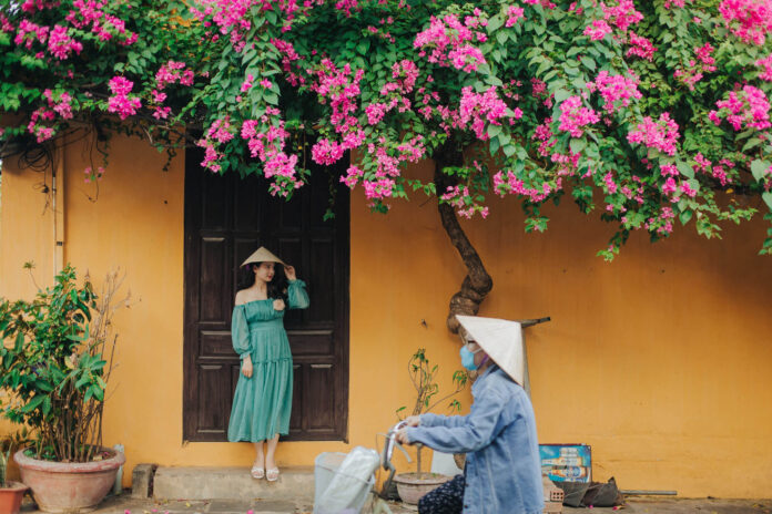 Bỏ túi 10 dịch vụ chụp ảnh du lịch tại Hội An với mức giá ưu đãi dịp thu đông 2025