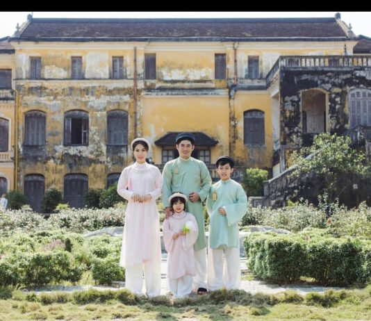 Dịch vụ ghép ảnh gia đình tại Huế và những trải nghiệm không thể bỏ qua Dịch vụ ghép ảnh gia đình tại Huế và những trải nghiệm không thể bỏ qua