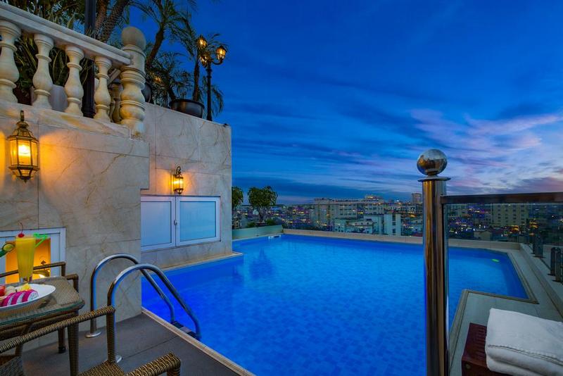 Chụp ảnh quảng cáo nhà hàng – khách sạn giúp tăng đặt phòng tại Đà Nẵng