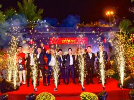 Sài Gòn cuối năm nhộn nhịp dịch vụ chụp ảnh Year End Party