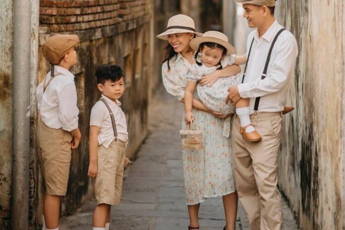 ghép ảnh gia đình tại hà nội2