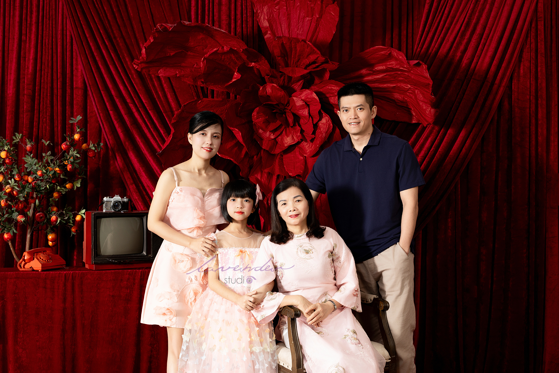 Nhu cầu chụp ảnh gia đình Tết 2026 tăng mạnh dịp cuối năm