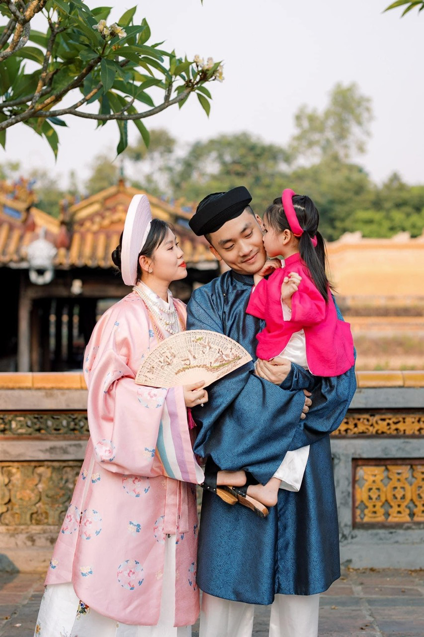 Chụp ảnh kỷ niệm ngày cưới 2026 tại Huế – Lãng mạn như phim