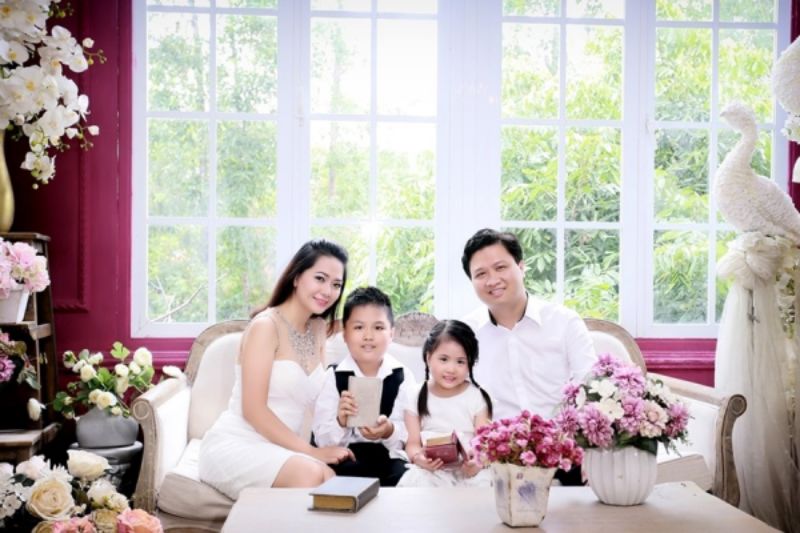 Chụp ảnh kỷ niệm ngày cưới 2026 tại Huế – Lãng mạn như phim