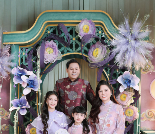 Chụp ảnh gia đình áo dài – vẻ đẹp truyền thống không bao giờ lỗi mốt Chụp ảnh gia đình áo dài – vẻ đẹp truyền thống không bao giờ lỗi mốt