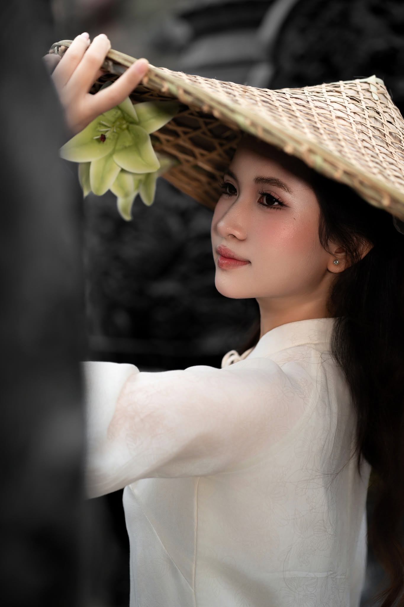 Kinh nghiệm chụp ảnh áo dài studio để có bộ ảnh đẹp