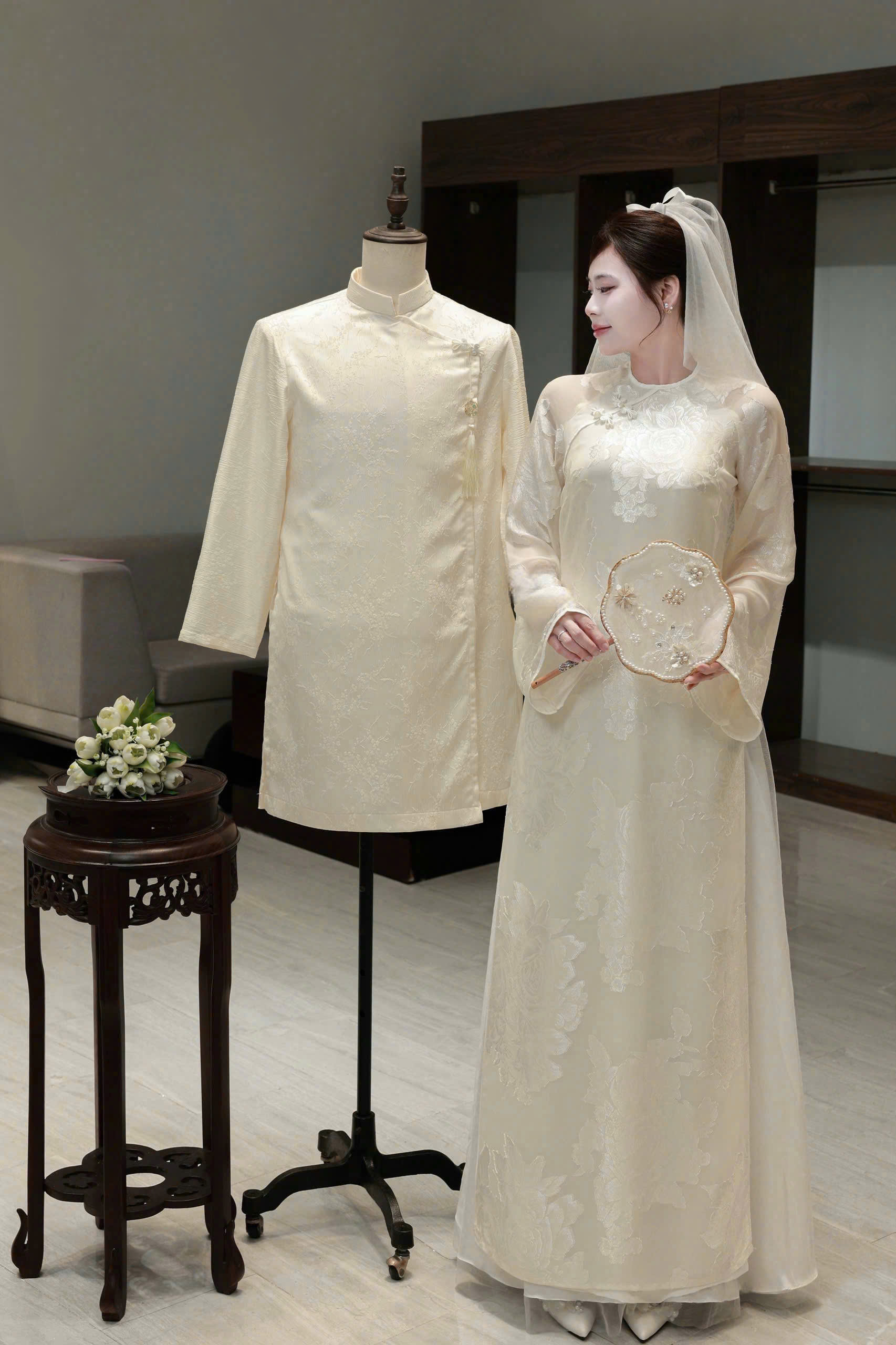 Chụp ảnh áo dài trong studio đẹp (7)