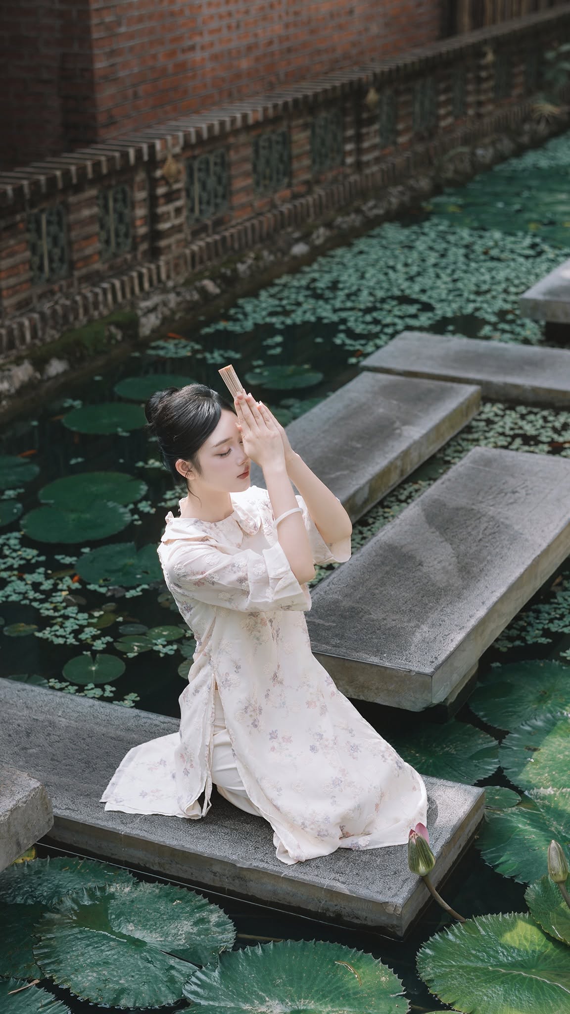 Những ý tưởng chụp ảnh áo dài đẹp cho mùa lễ hội Những ý tưởng chụp ảnh áo dài đẹp cho mùa lễ hội